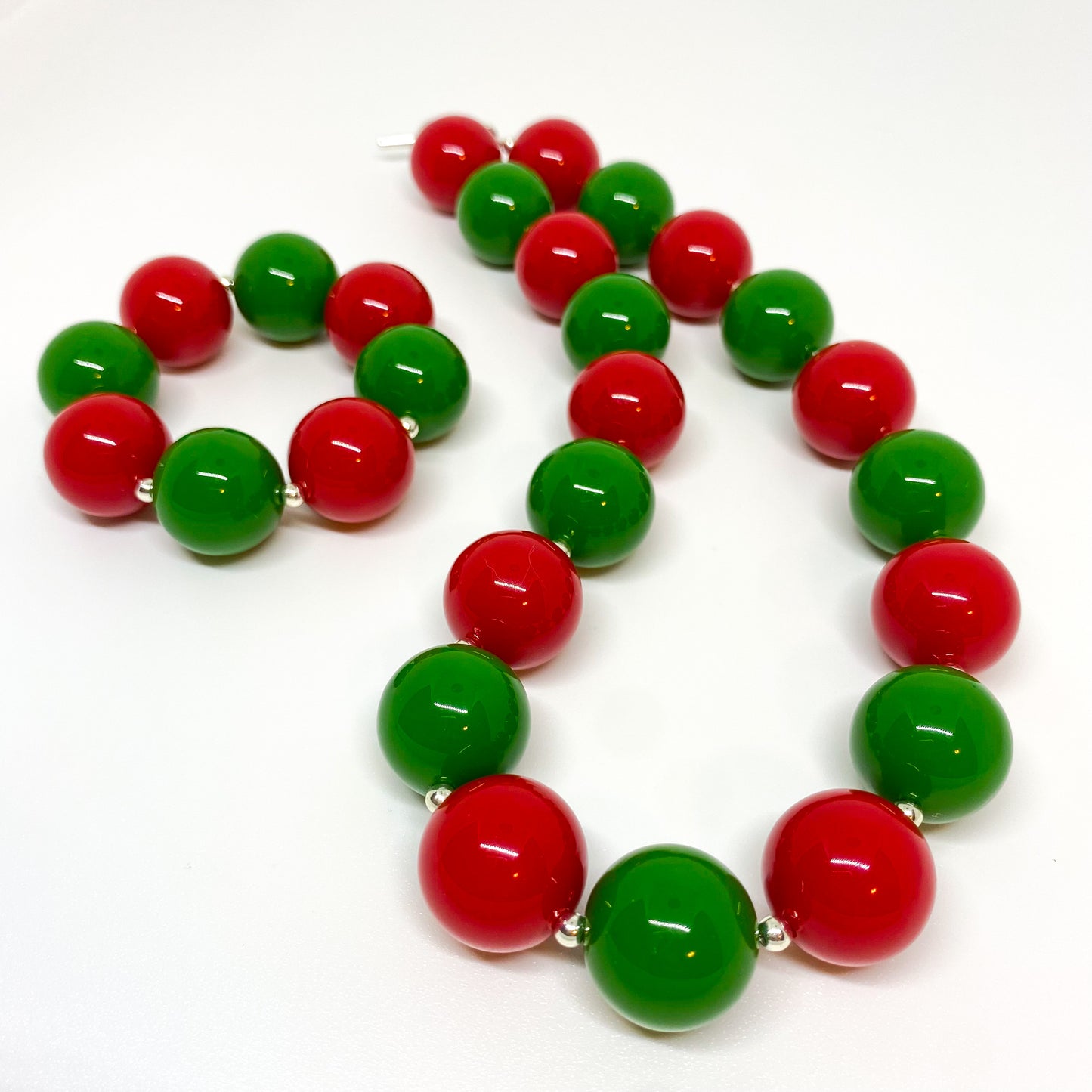 Red and Green Christmas Bubblegum Necklace and Bracelet