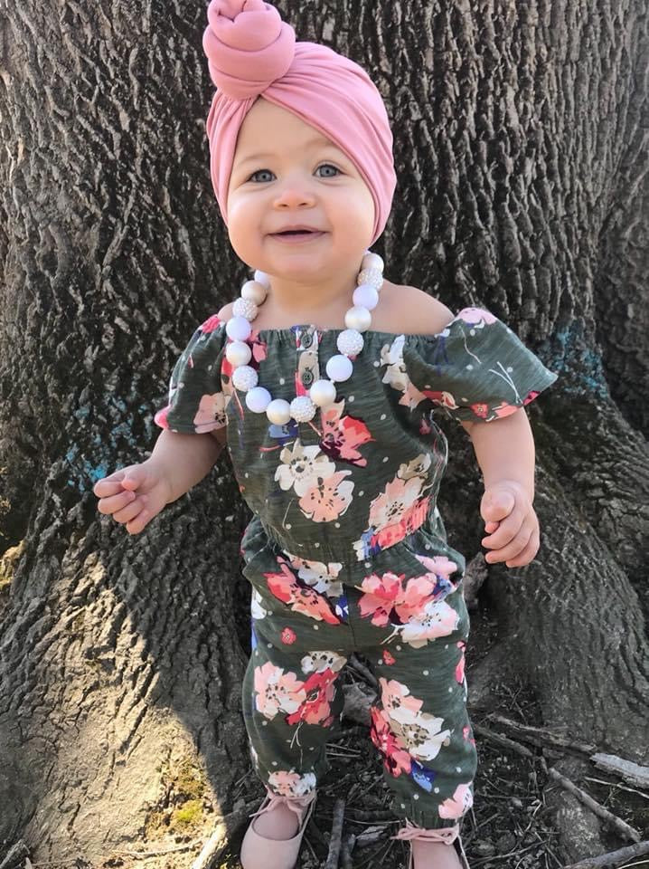White Sparkle Bubblegum Necklace and Bracelet