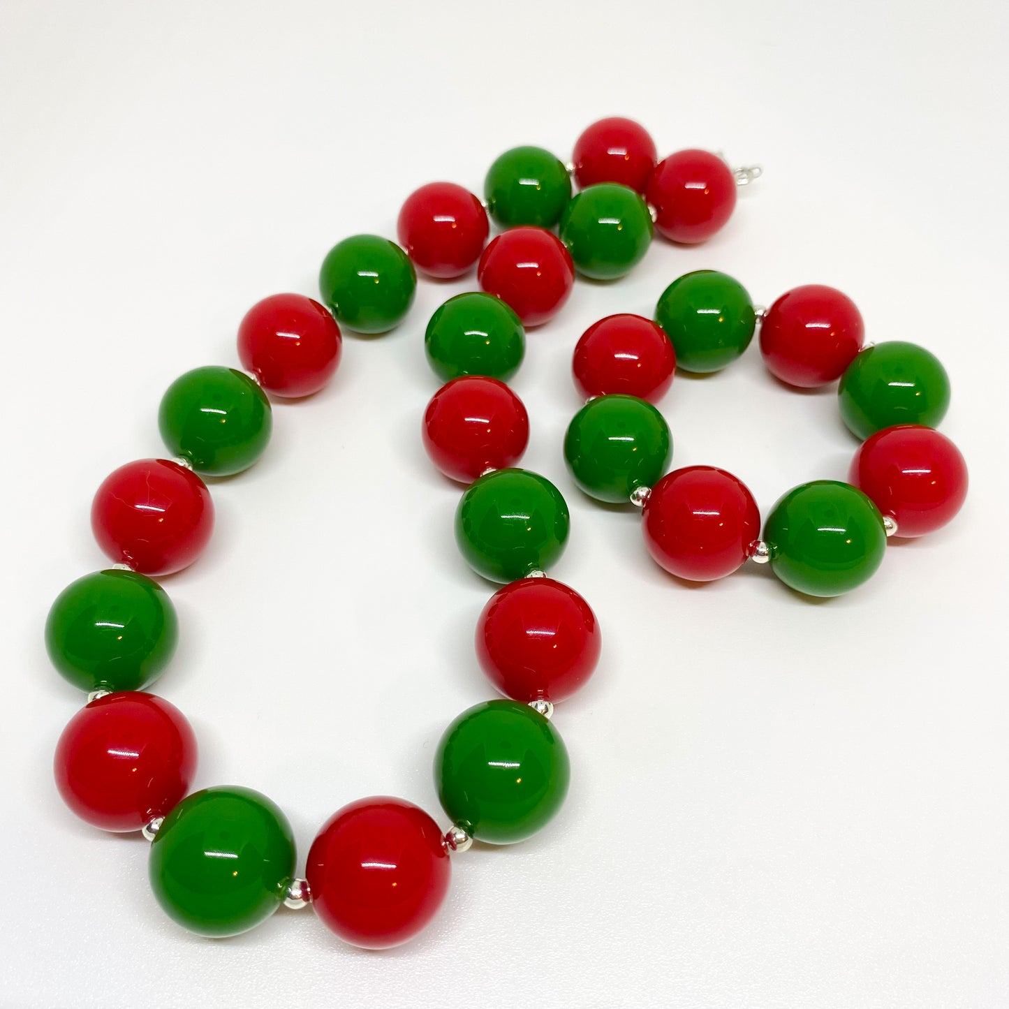 Red and Green Christmas Bubblegum Necklace and Bracelet