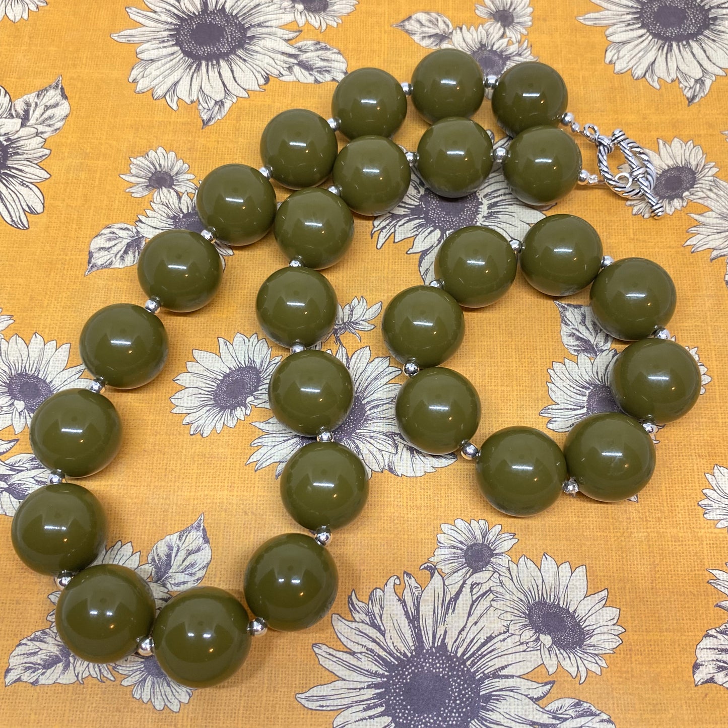 Olive Spice - Olive Green Chunky Bubblegum Necklace and Bracelet