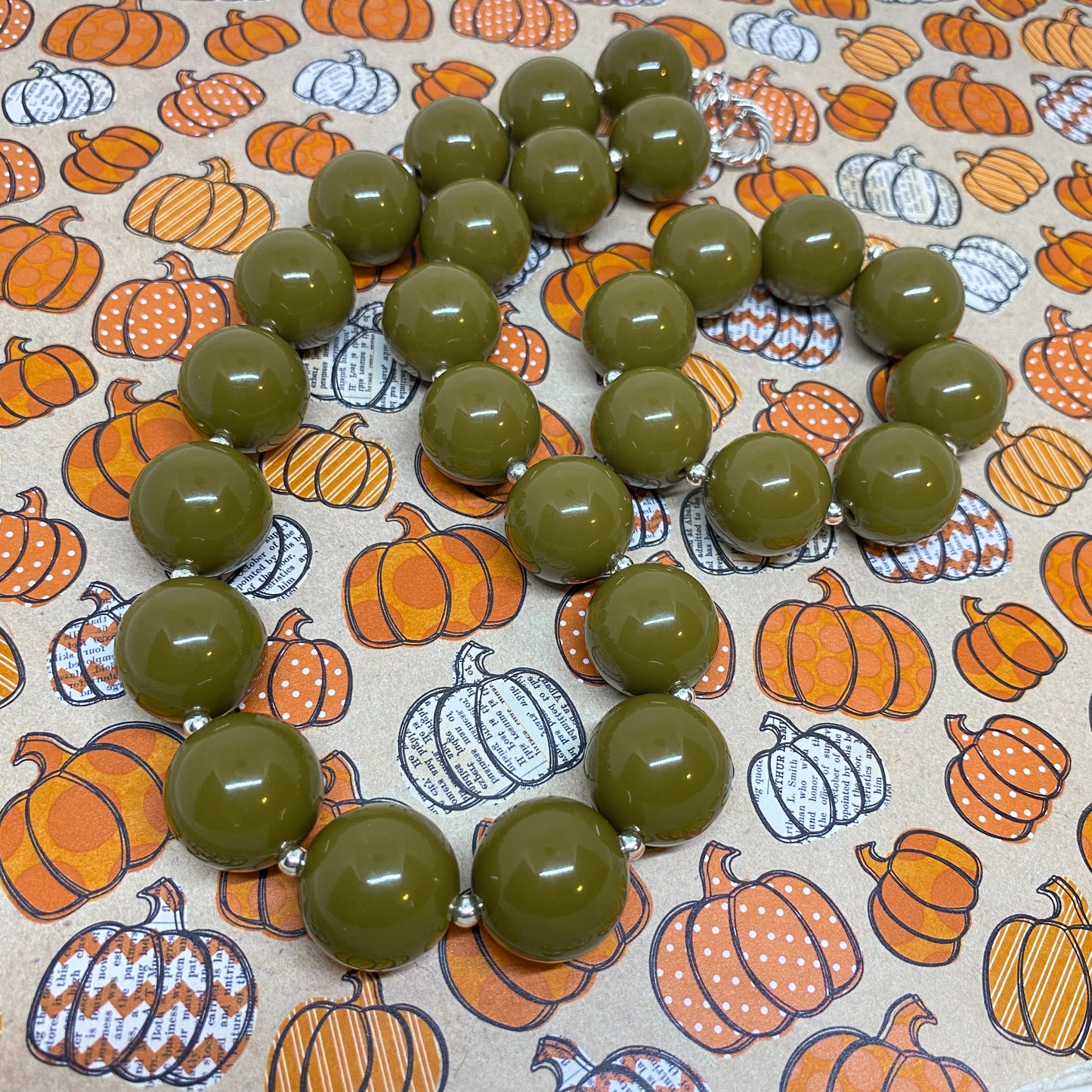 Olive Spice - Olive Green Chunky Bubblegum Necklace and Bracelet