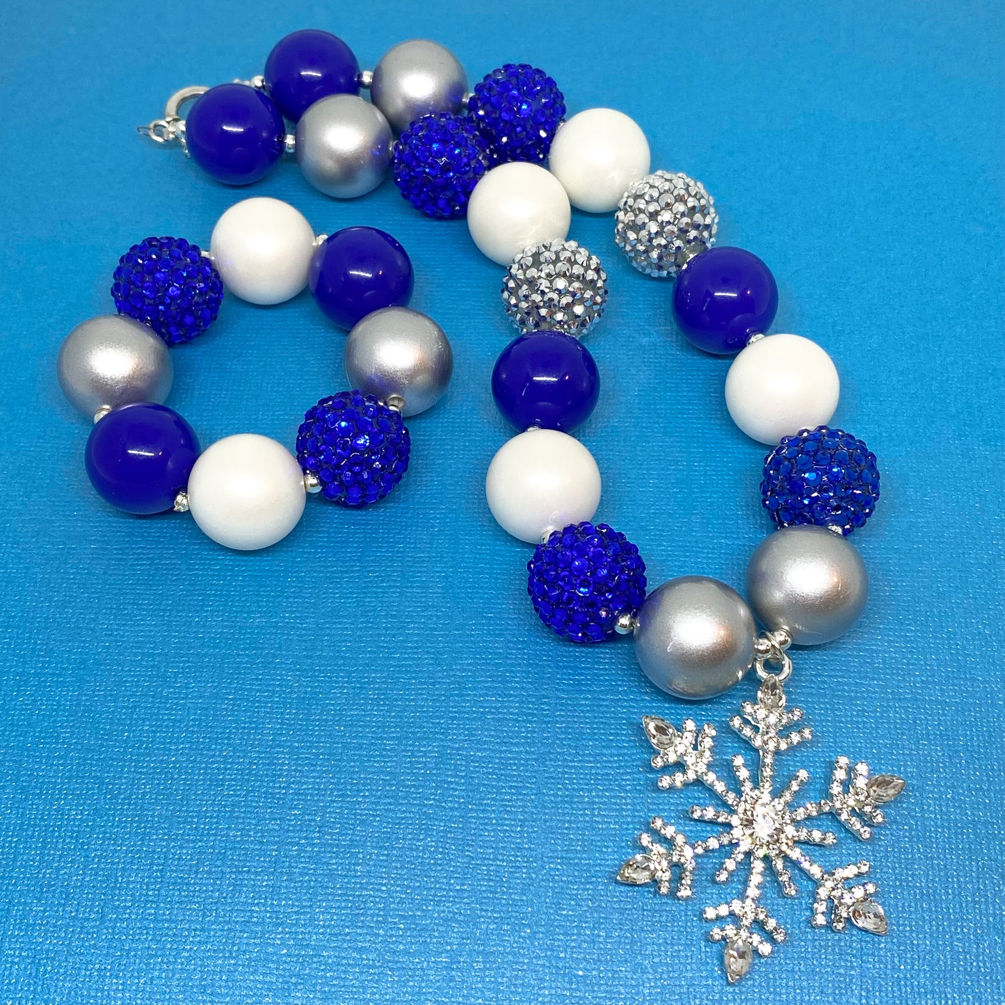 Blue Christmas Bubblegum Necklace and Bracelet