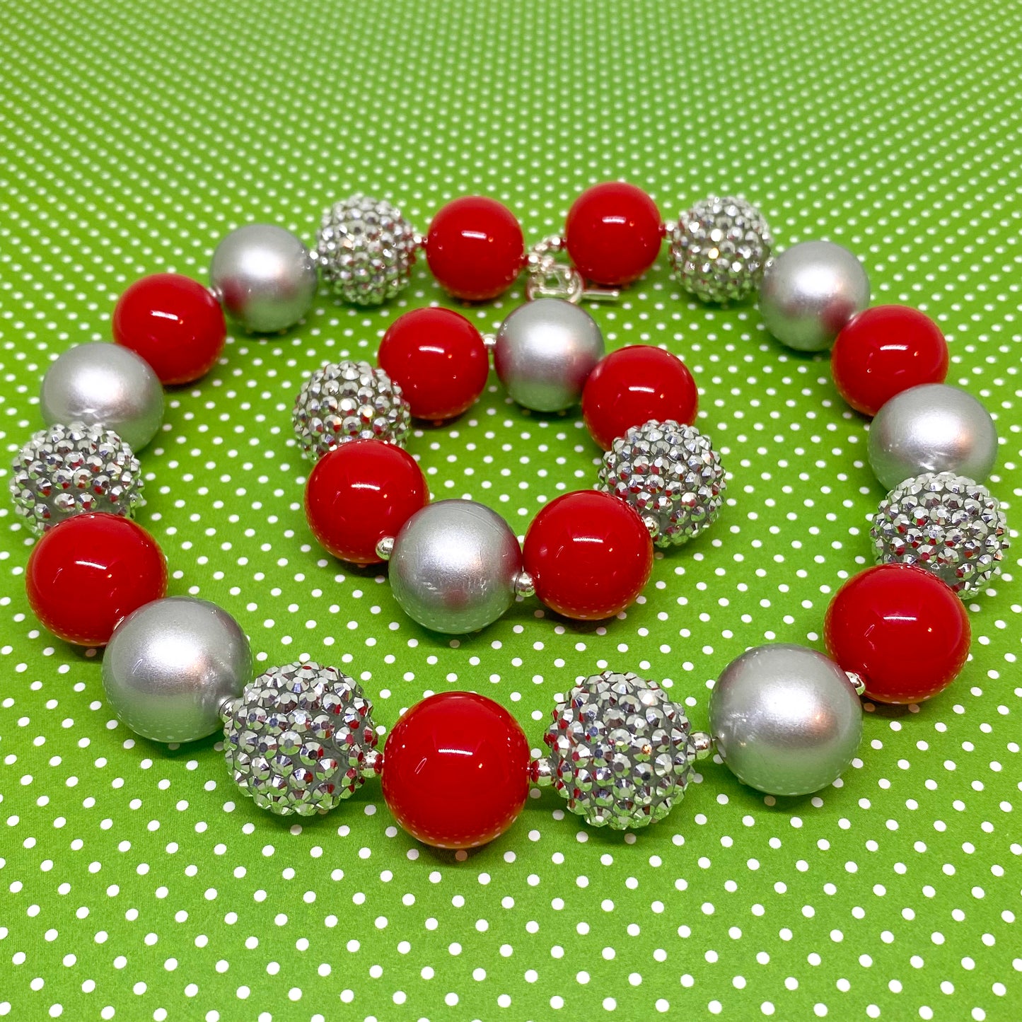 Santa’s Sparkle Bubblegum Necklace and Bracelet