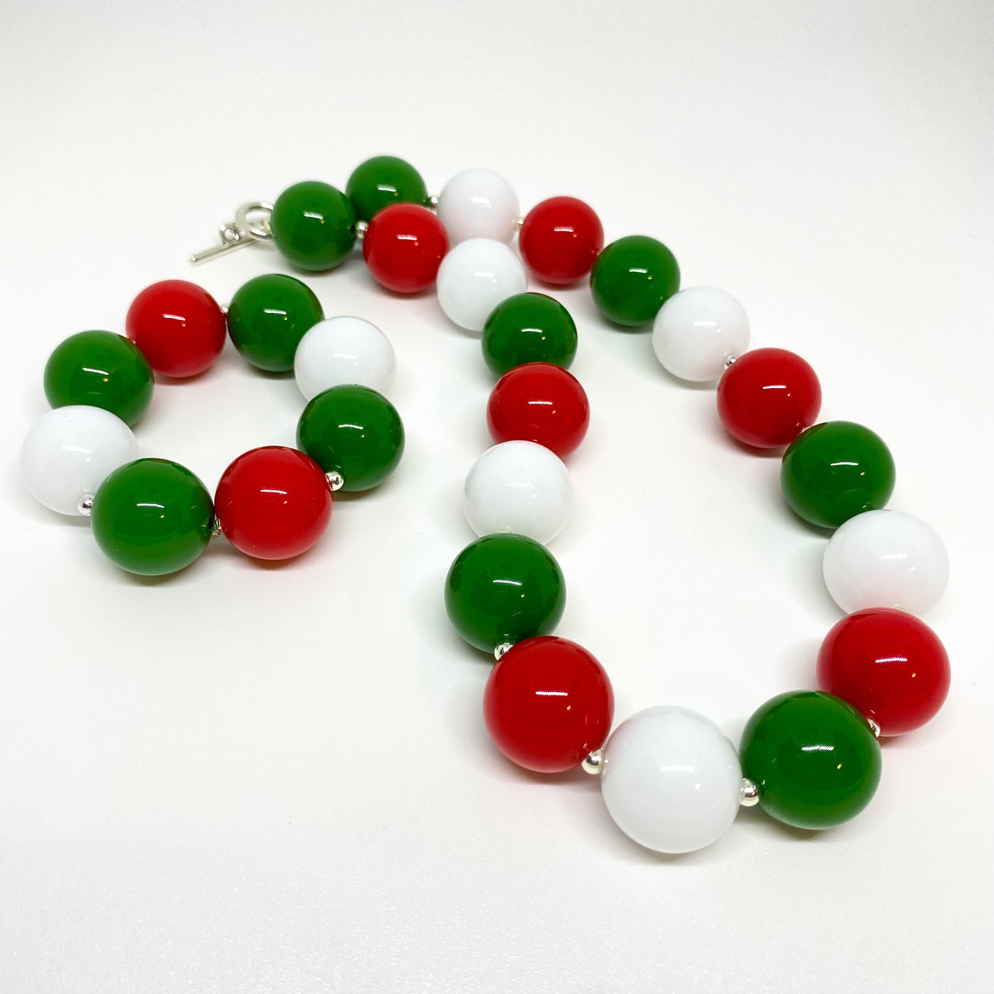 Red Green and White Christmas Bubblegum Necklace and Bracelet