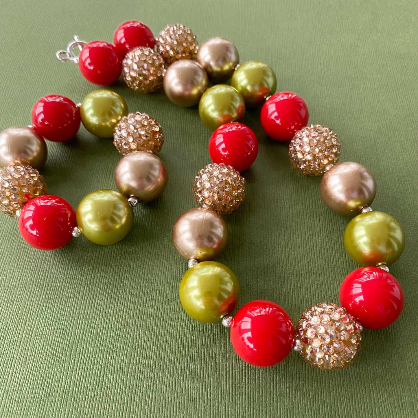 Red Green and Gold Christmas Bubblegum Necklace and Bracelet