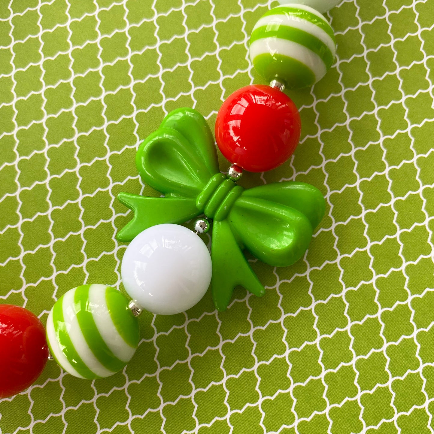 Lime Green and Red Christmas Bubblegum Necklace and Bracelet